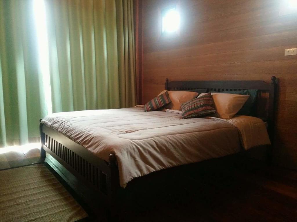 Calm At Bangphat Bor Saen Exterior foto