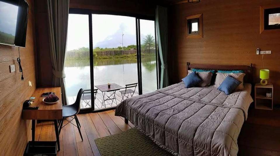 Calm At Bangphat Bor Saen Exterior foto