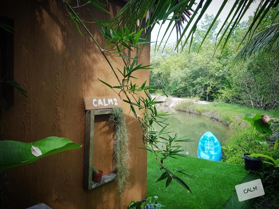 Calm At Bangphat Bor Saen Exterior foto